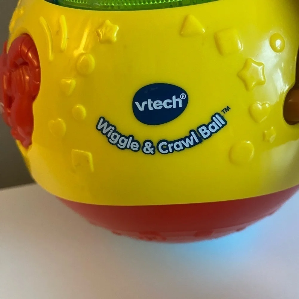 Wiggle and Crawl Ball